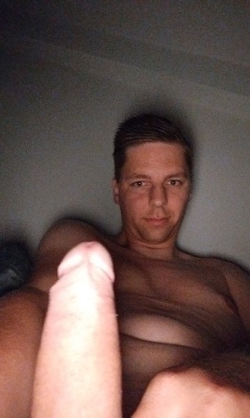 <p>Wanneer het 's avonds laat is en nog steeds geil bent na een dagje strand </p>
