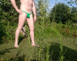 Arroyman zungas bulge thong. Super gewaagde string voor op het strand. Ideaal om een cockring eronder aan te doen.