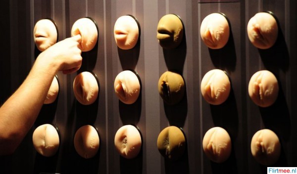 <p>MOndjes</p>