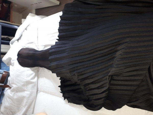 <p>Mmm panty en een rok</p>