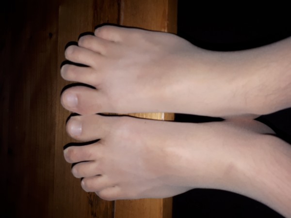 <p>5 vinger panty omg mmm</p>