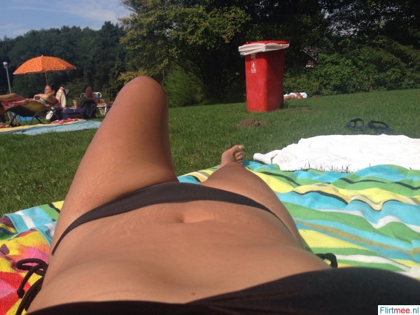 <p>Hmmm genieten dit ;)</p>