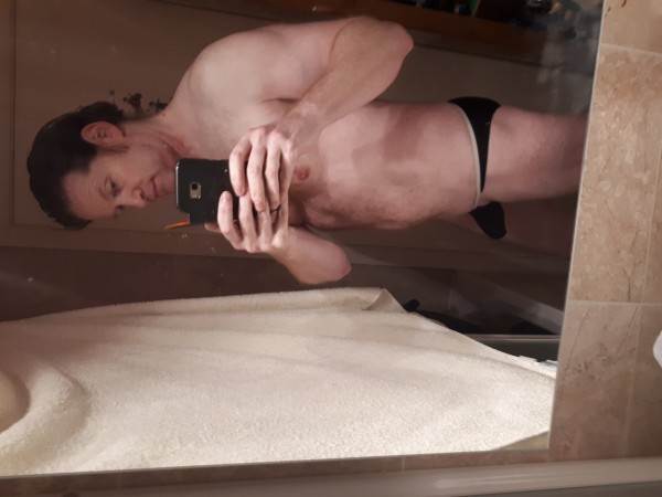 <p>Nieuwe zwemslip van Joe Snyder : De Sock-it bulge bikini. Super sexy en gewaagd.</p>